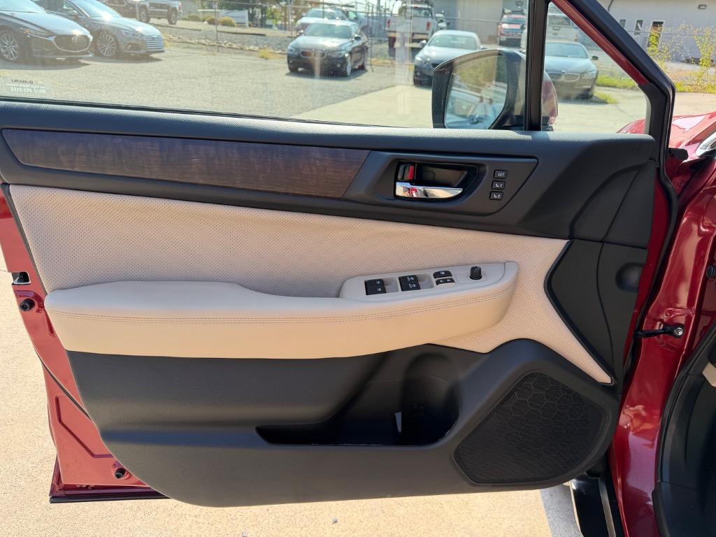 2017 Subaru Outback - $15,400