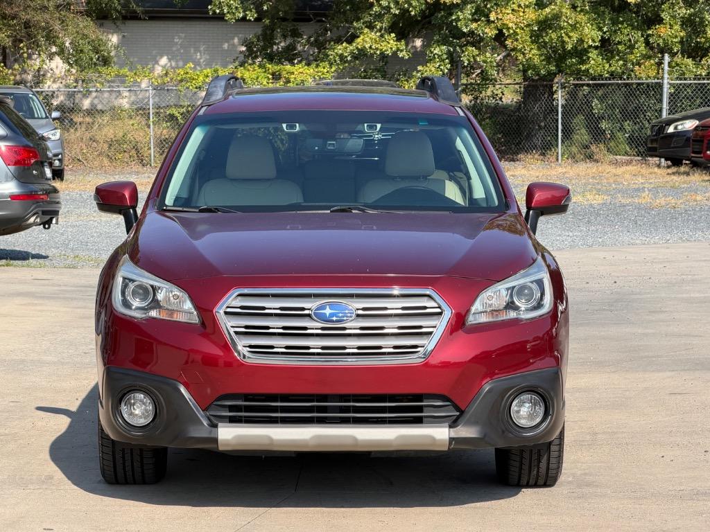2017 Subaru Outback - $15,400