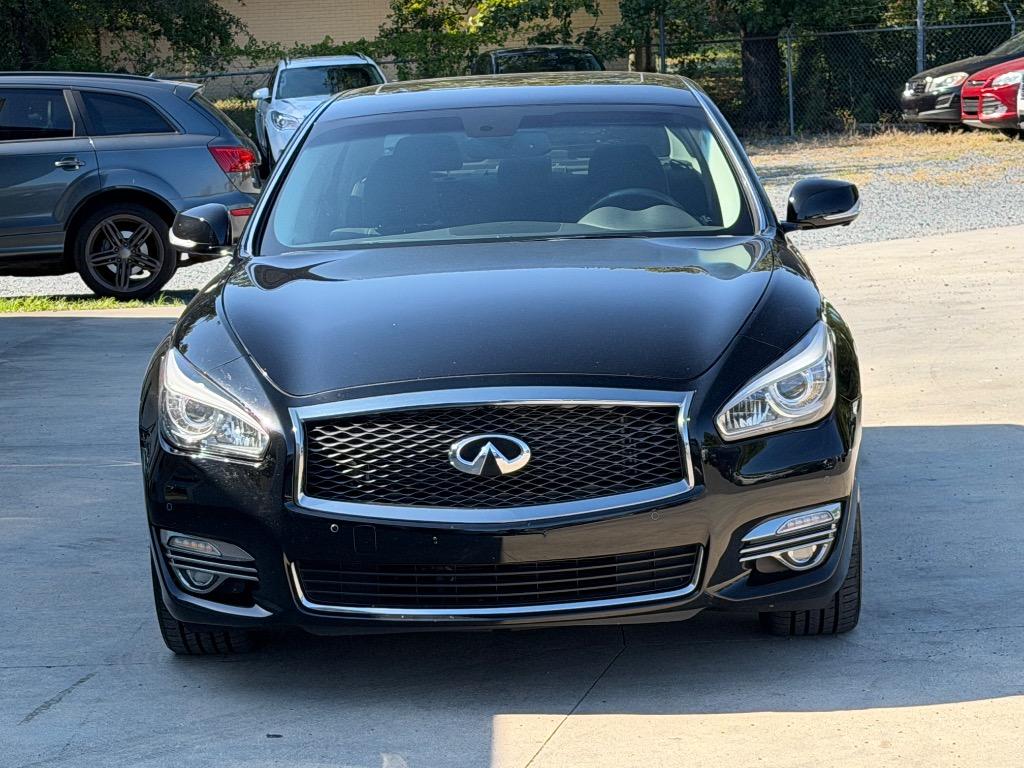 2017 INFINITI Q70 - $18,833