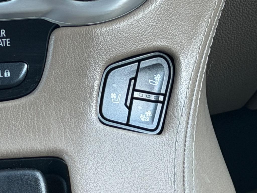 2017 GMC Yukon - $19,680