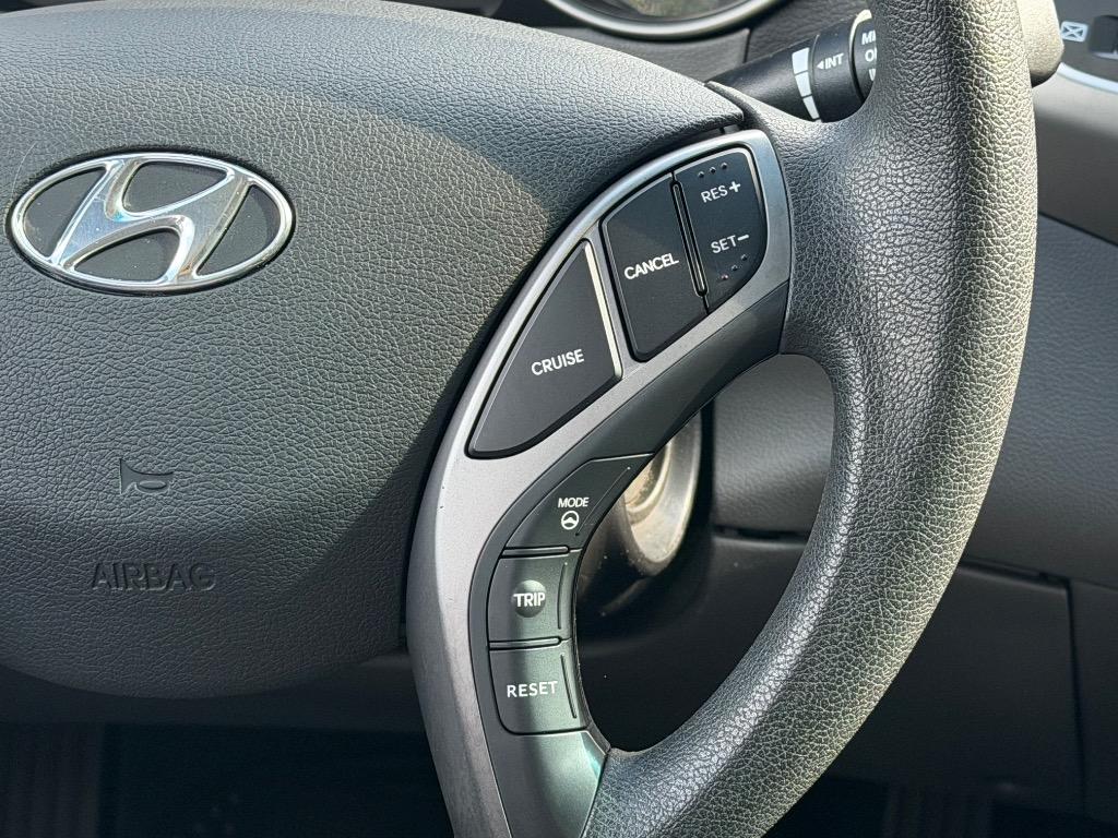 2015 Hyundai Elantra - $7,777