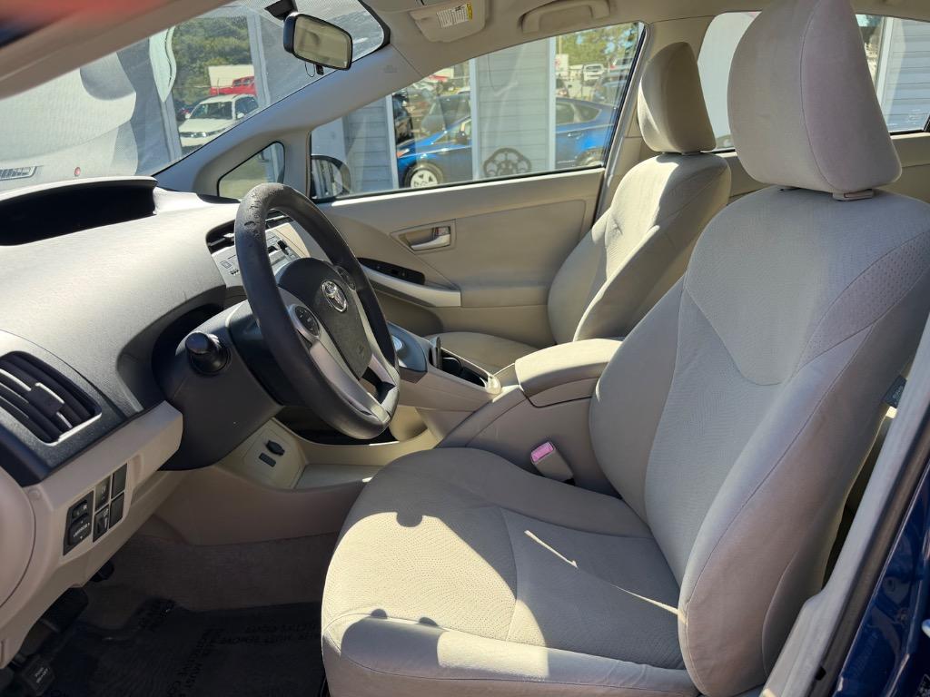 2011 Toyota Prius - $9,440