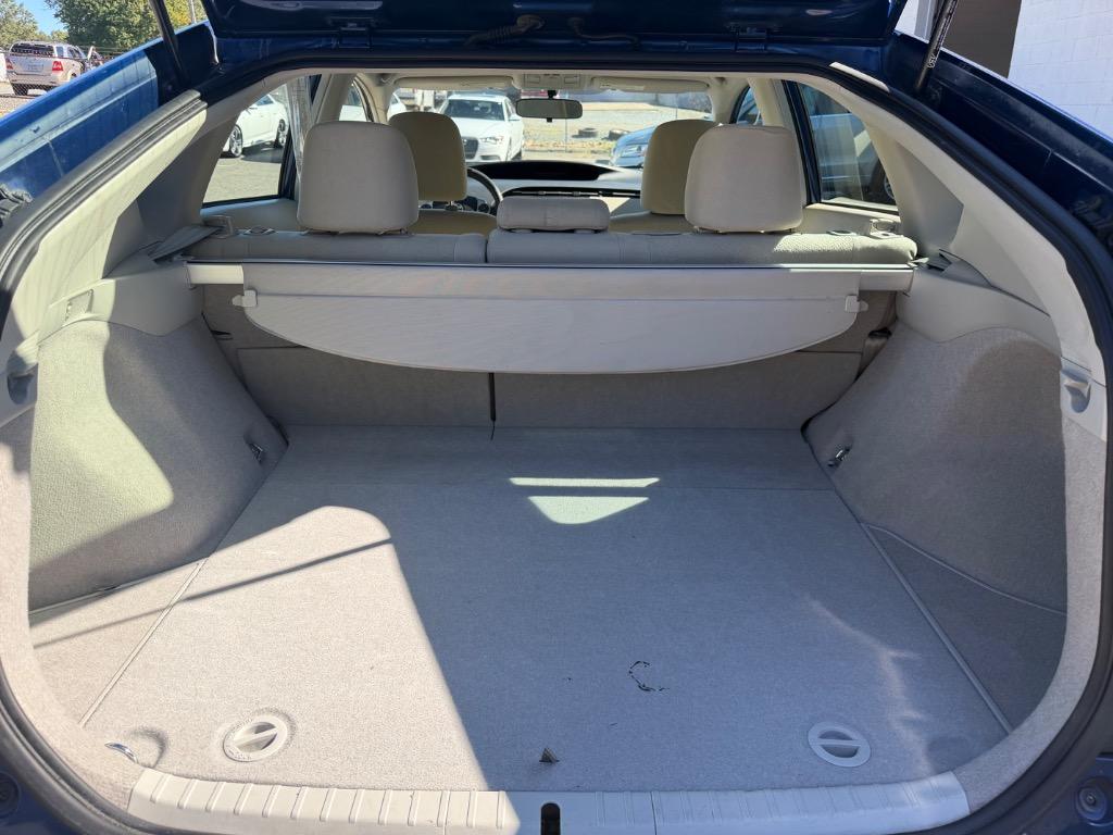 2011 Toyota Prius - $9,440