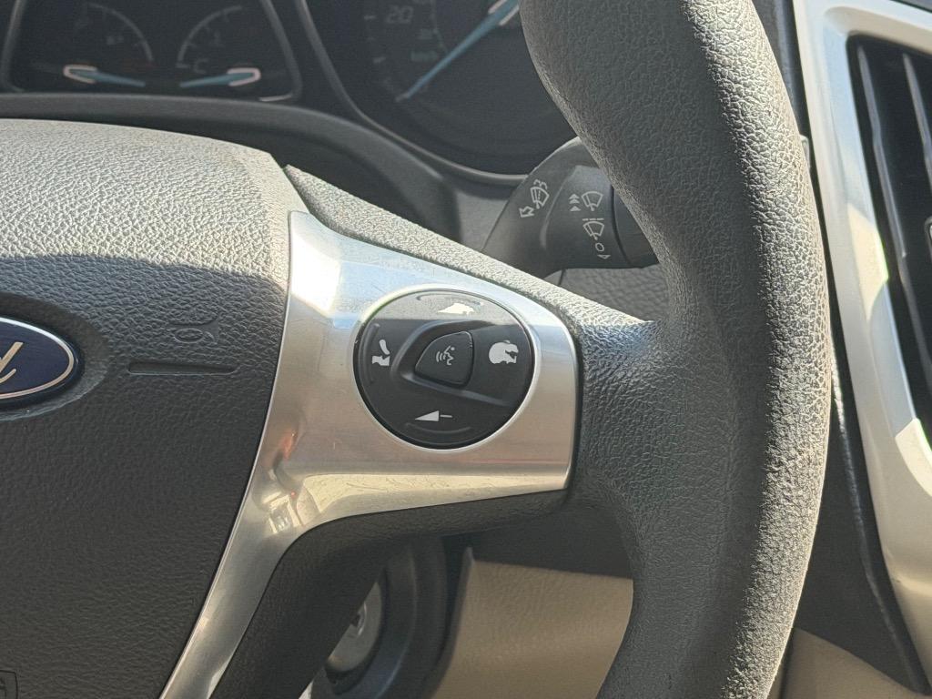 2014 Ford Focus - $4,490