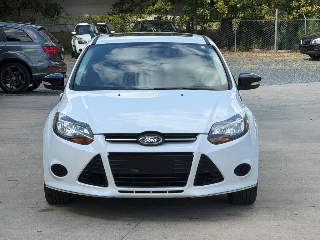 2014 Ford Focus - $4,490