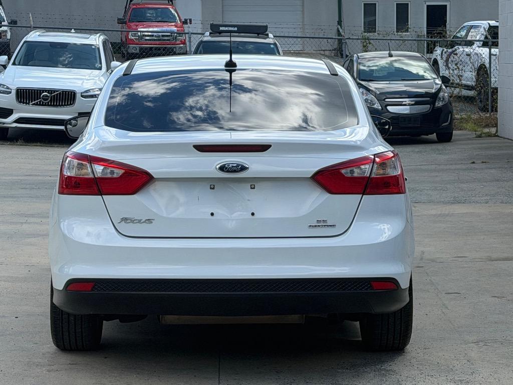 2014 Ford Focus - $4,490