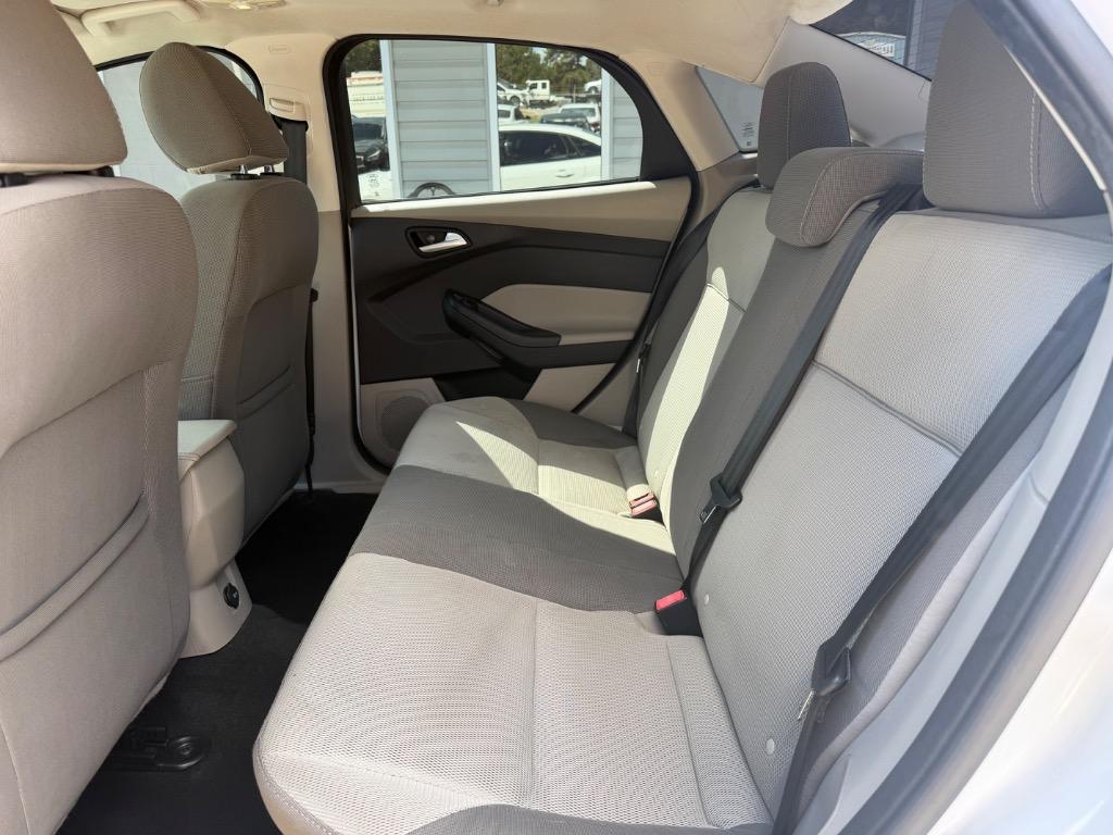 2014 Ford Focus - $4,490