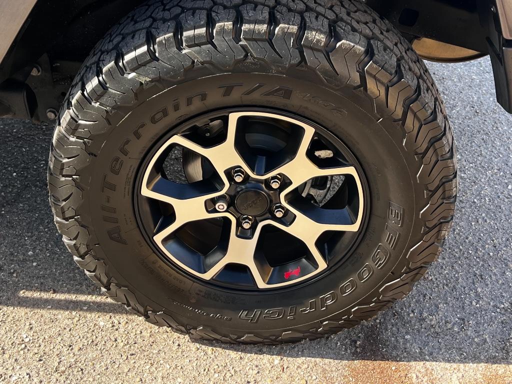 2017 Jeep Wrangler Unlimited Rubicon HA photo
