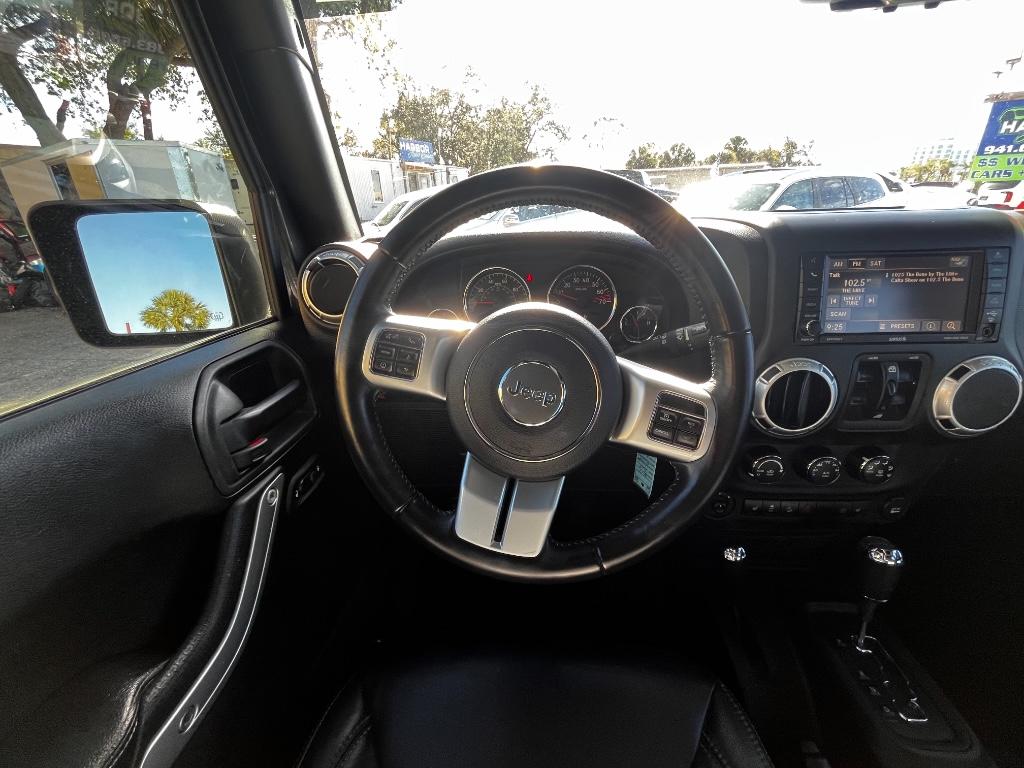 2017 Jeep Wrangler Unlimited Rubicon HA photo