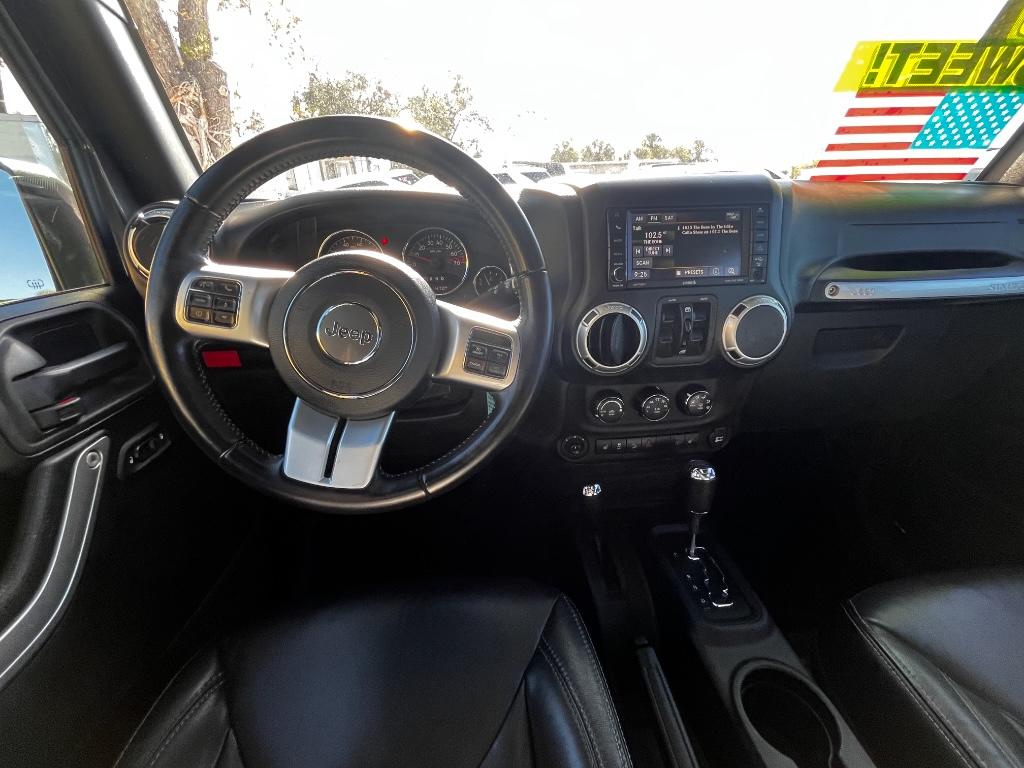 2017 Jeep Wrangler Unlimited Rubicon HA photo