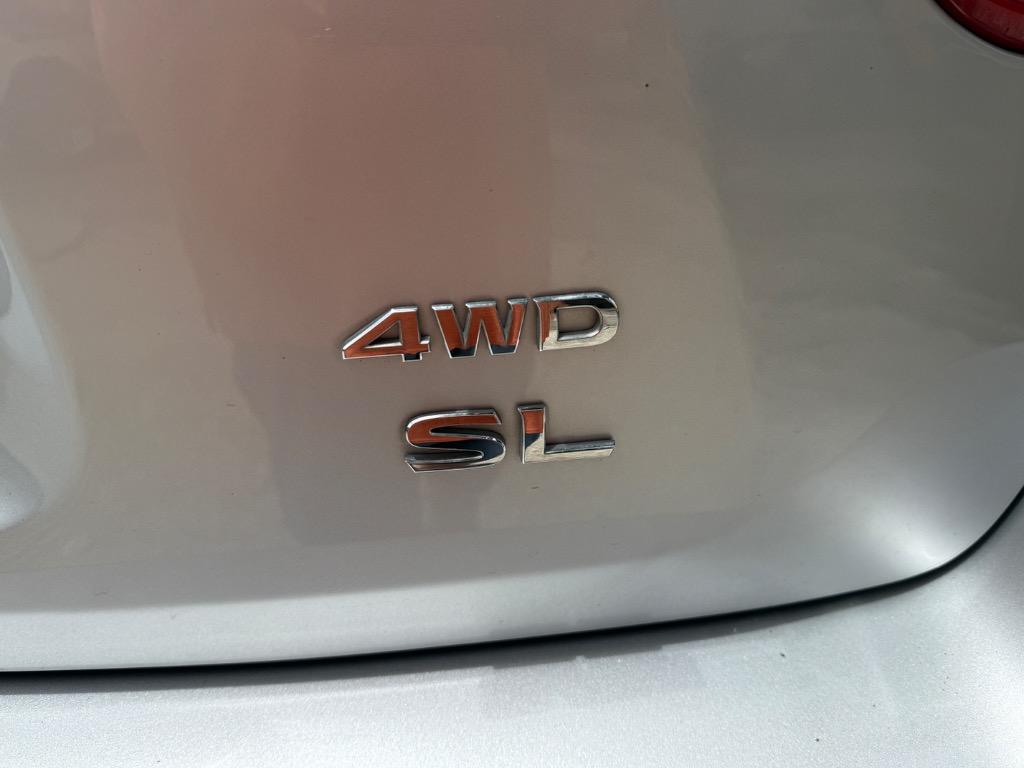 2020 Nissan Pathfinder SL photo