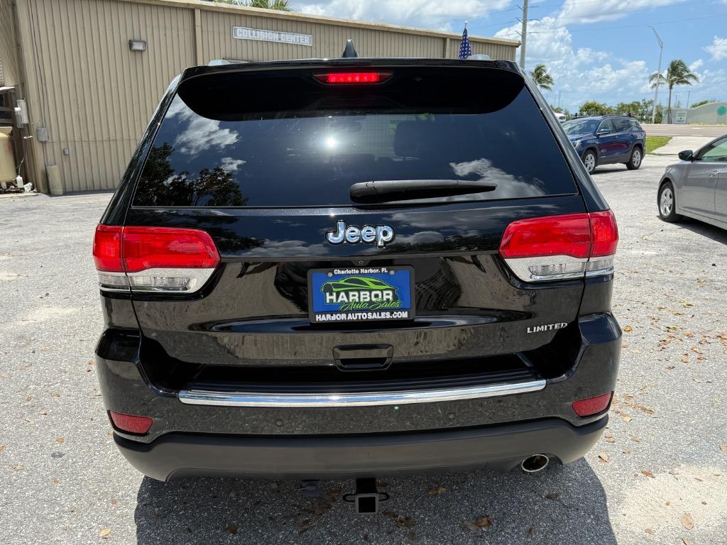 2019 Jeep Cherokee - $25,990