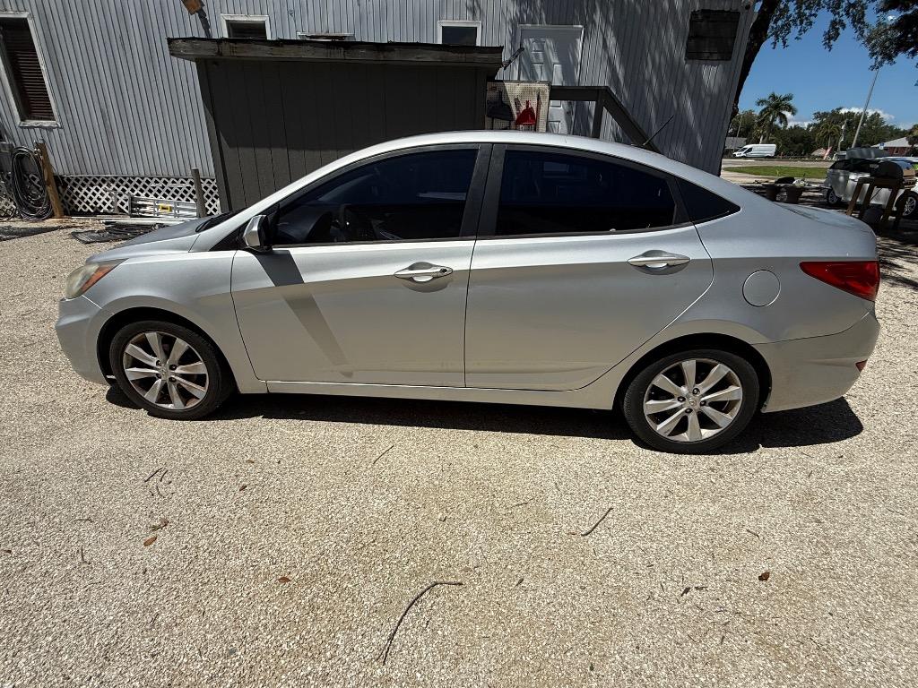 2012 Hyundai Accent