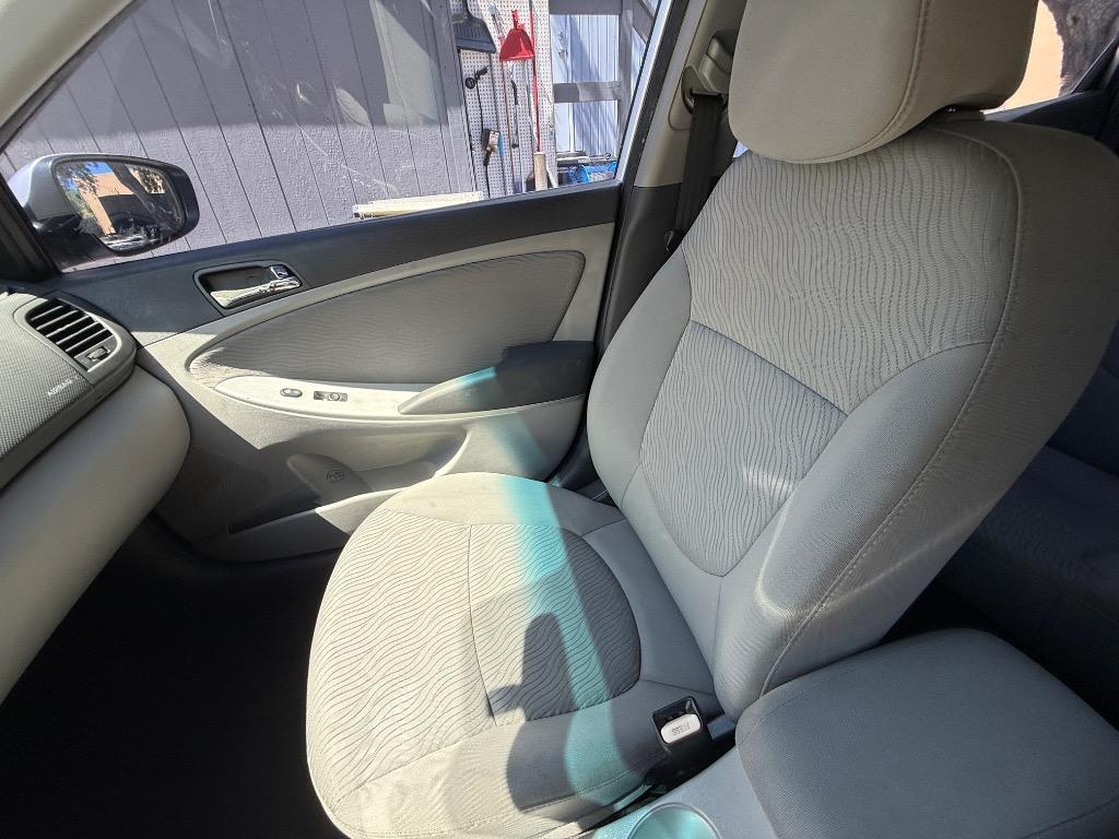 2012 Hyundai Accent