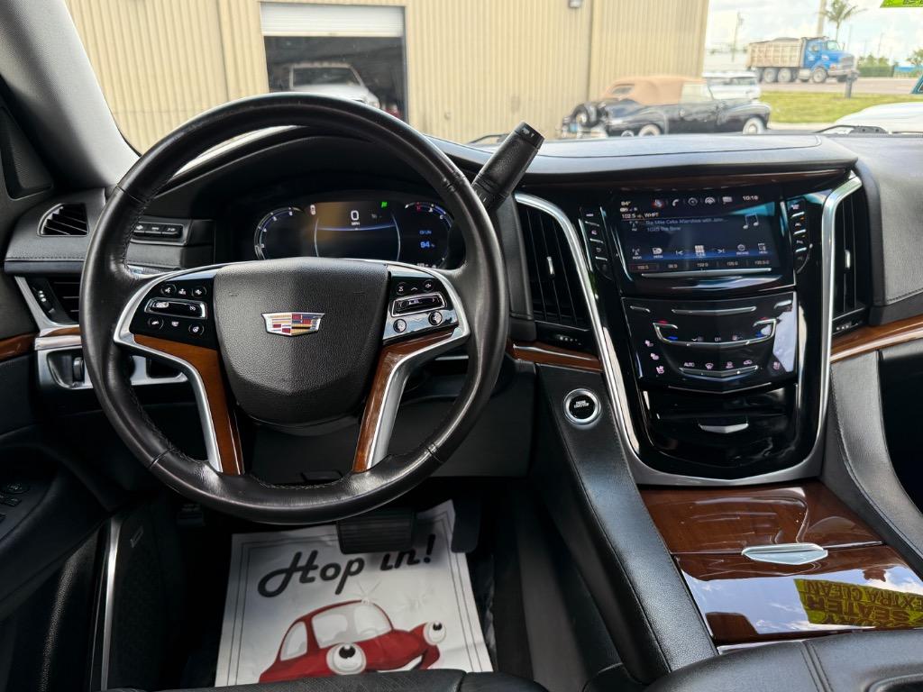 2019 Cadillac Escalade - $34,990