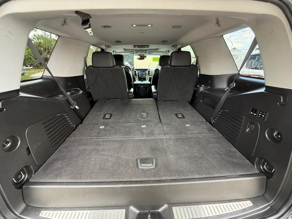 2019 Cadillac Escalade - $34,990