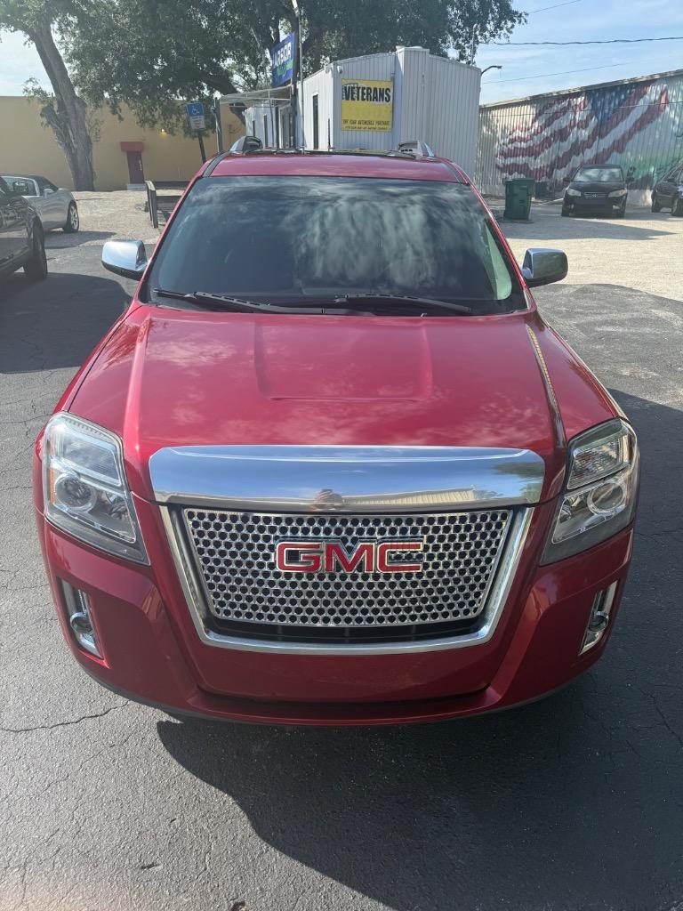 2014 GMC Terrain - $17,990
