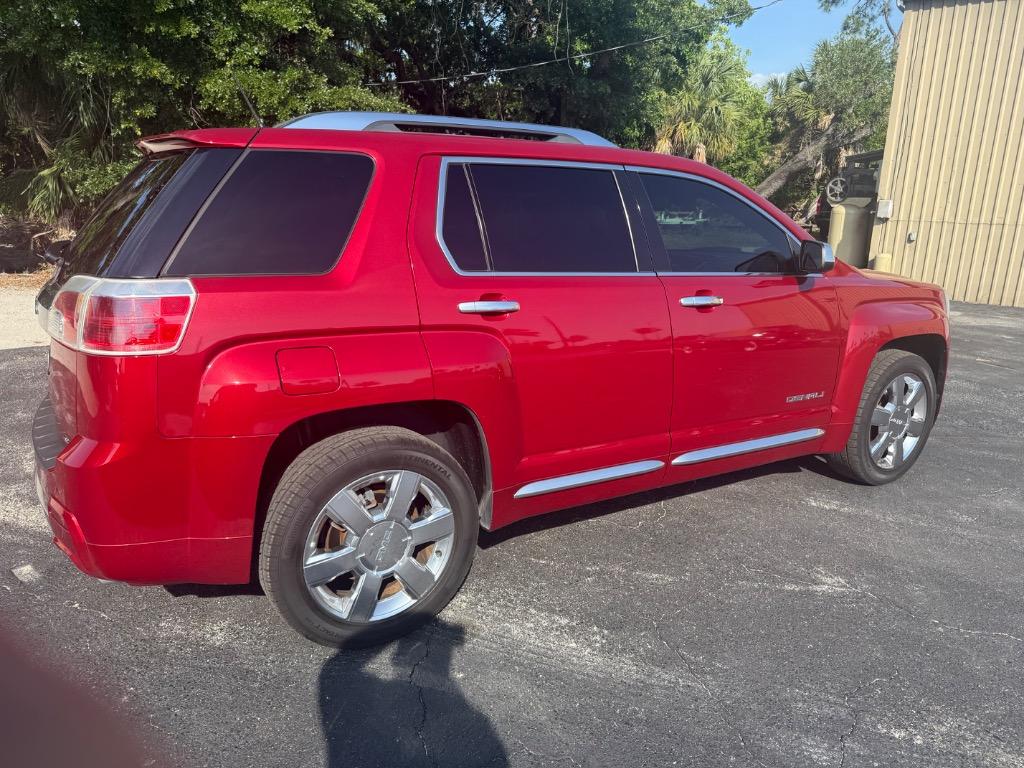 2014 GMC Terrain - $17,990