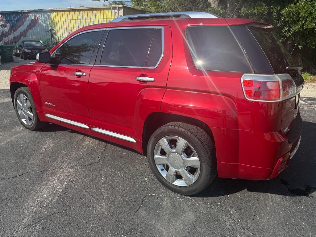 2014 GMC Terrain - $17,990