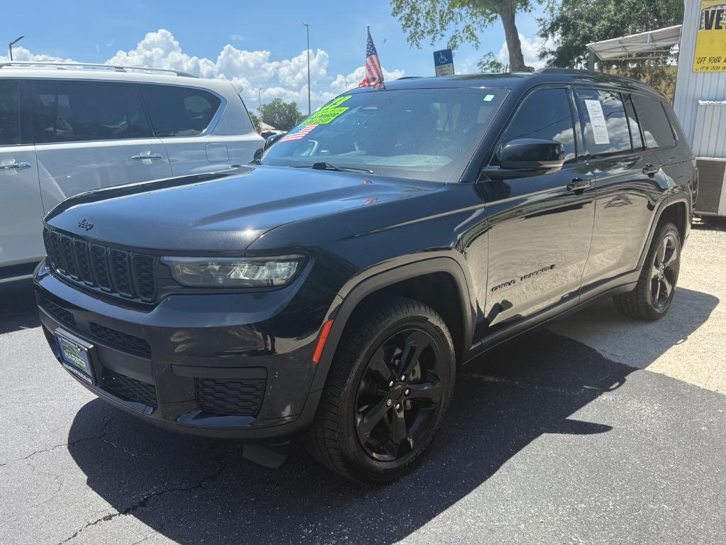 2023 Jeep Cherokee - $25,990