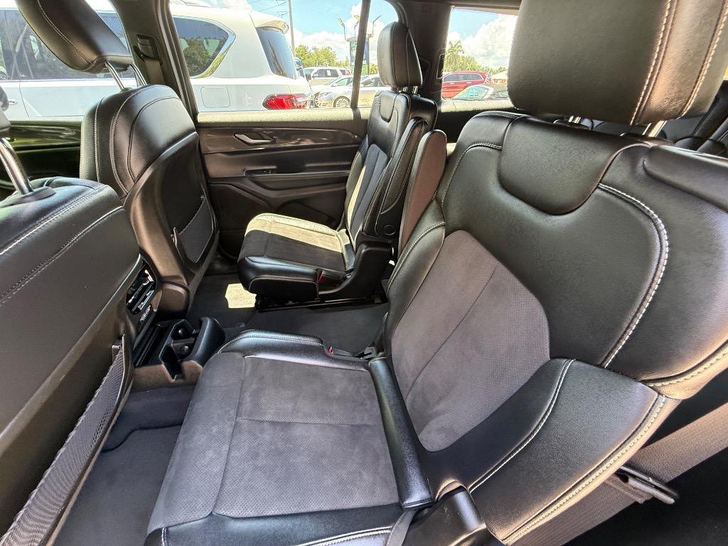 2023 Jeep Cherokee - $25,990