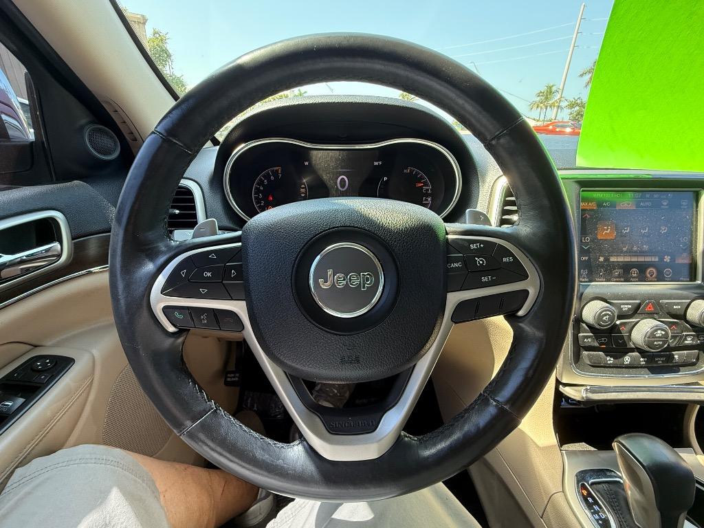 2017 Jeep Cherokee - $15,990