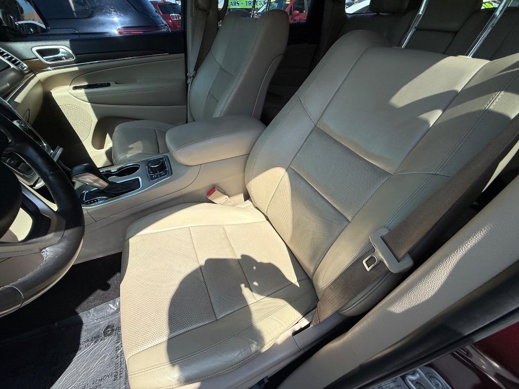 2017 Jeep Cherokee - $15,990