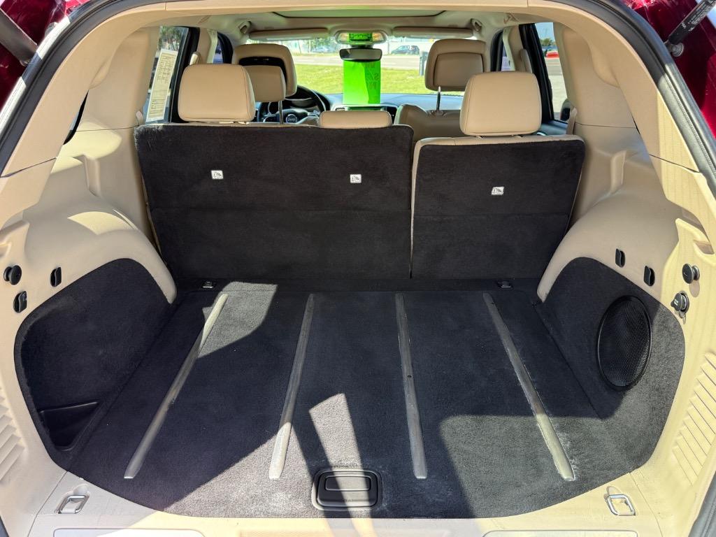 2017 Jeep Cherokee - $15,990