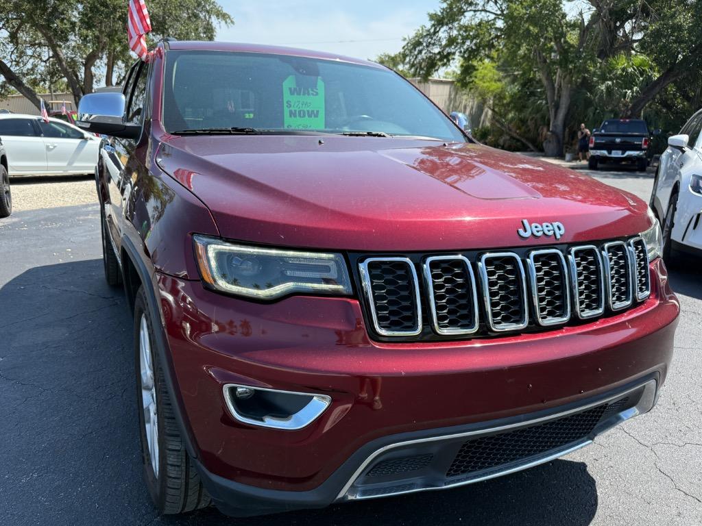 2017 Jeep Cherokee - $15,990