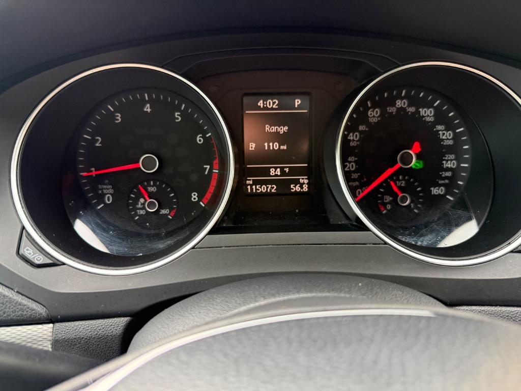 2017 Volkswagen Jetta - $10,990