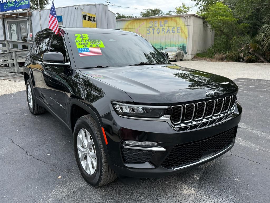 2023 Jeep Cherokee - $26,990