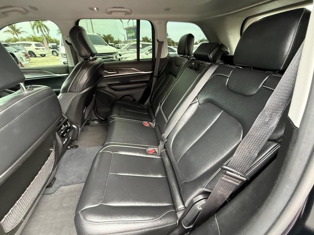 2023 Jeep Cherokee - $26,990