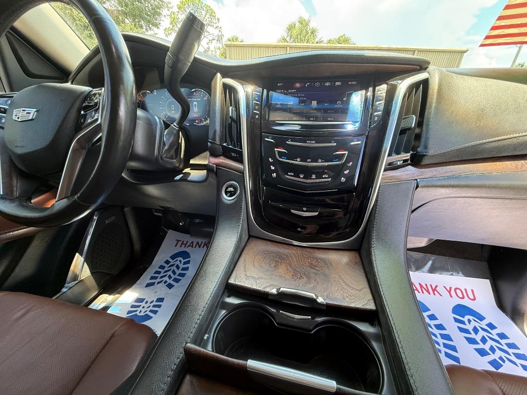 2016 Cadillac Escalade - $26,990