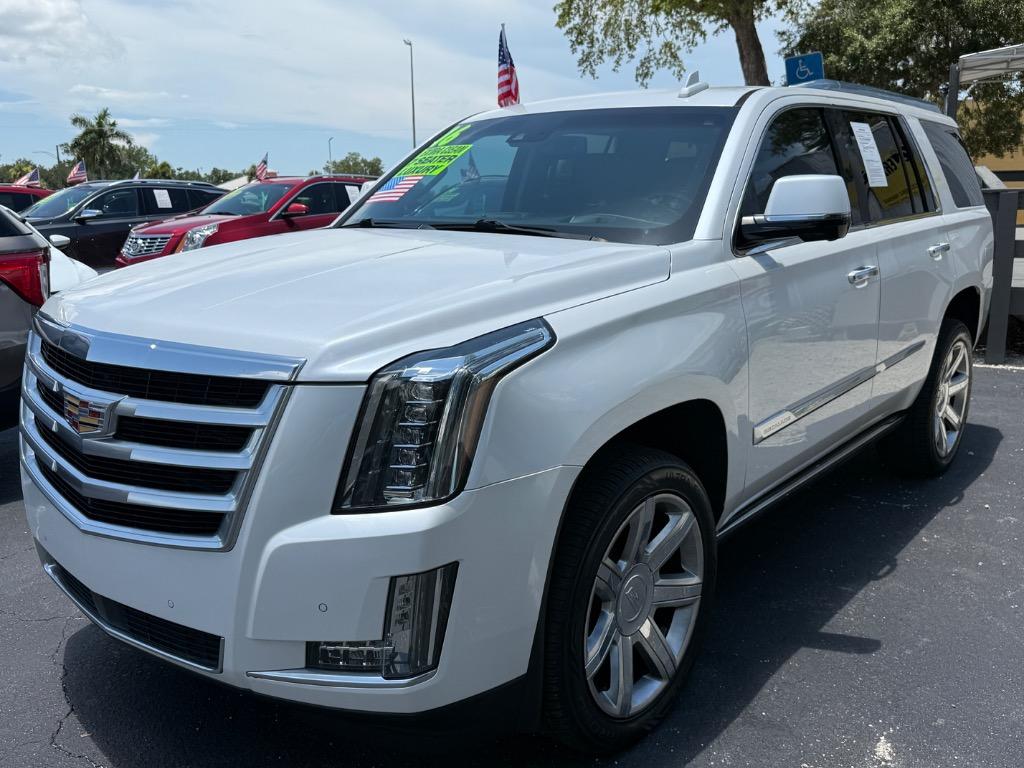 2016 Cadillac Escalade - $26,990