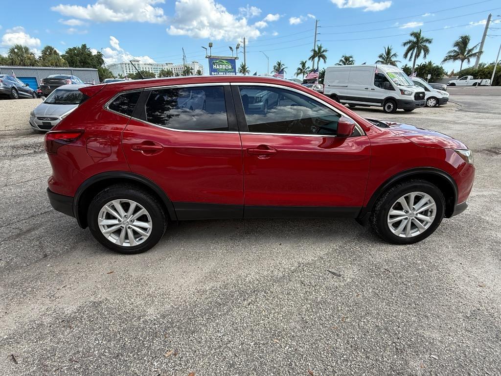 2017 Nissan Rogue - $4,990