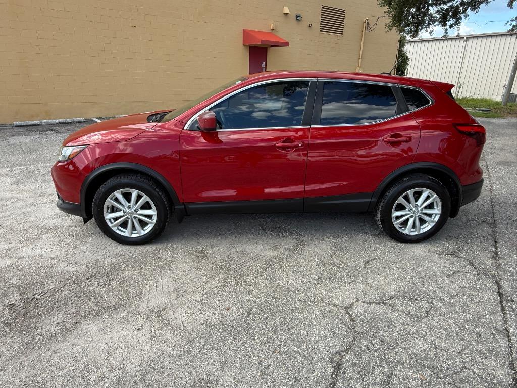2017 Nissan Rogue - $4,990