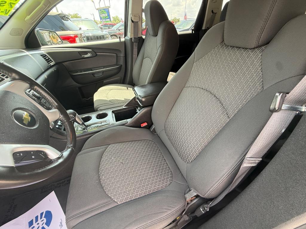 2012 Chevrolet Traverse - $12,990