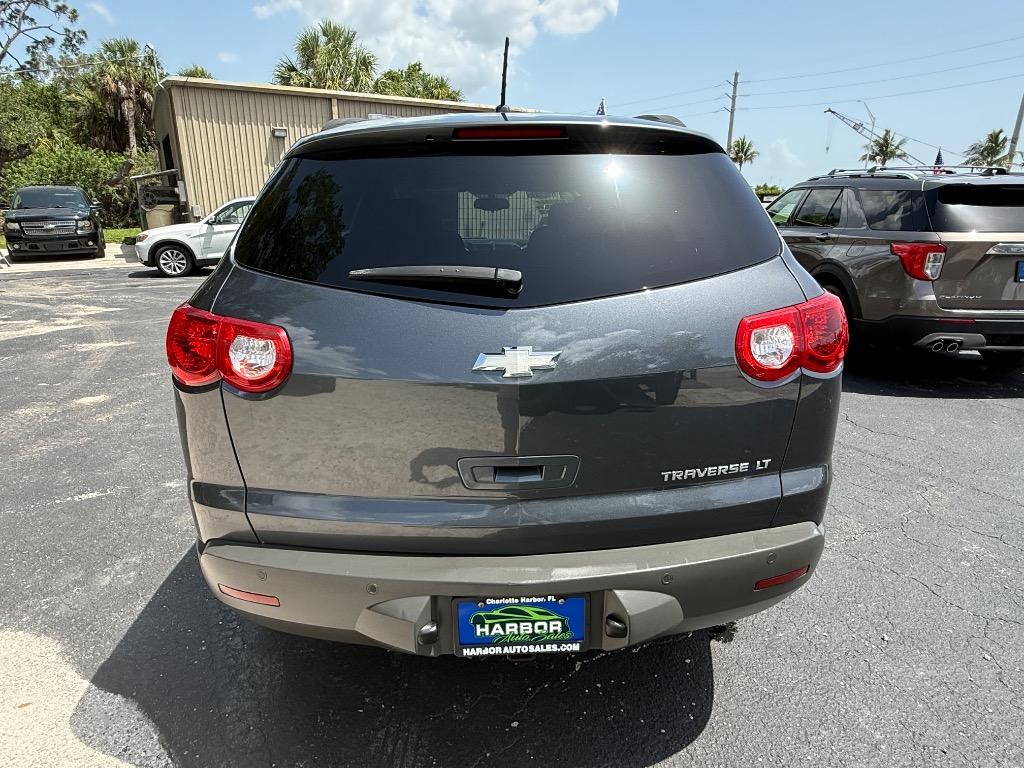 2012 Chevrolet Traverse - $12,990