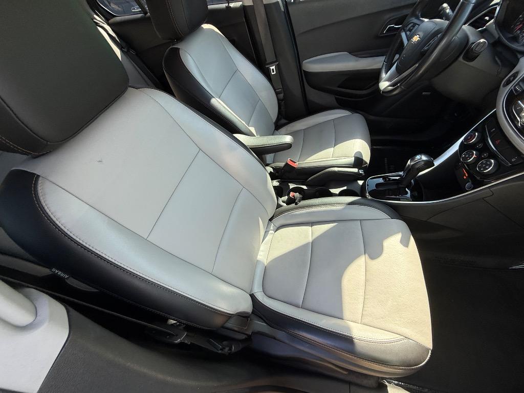 2020 Chevrolet Trax - $21,990