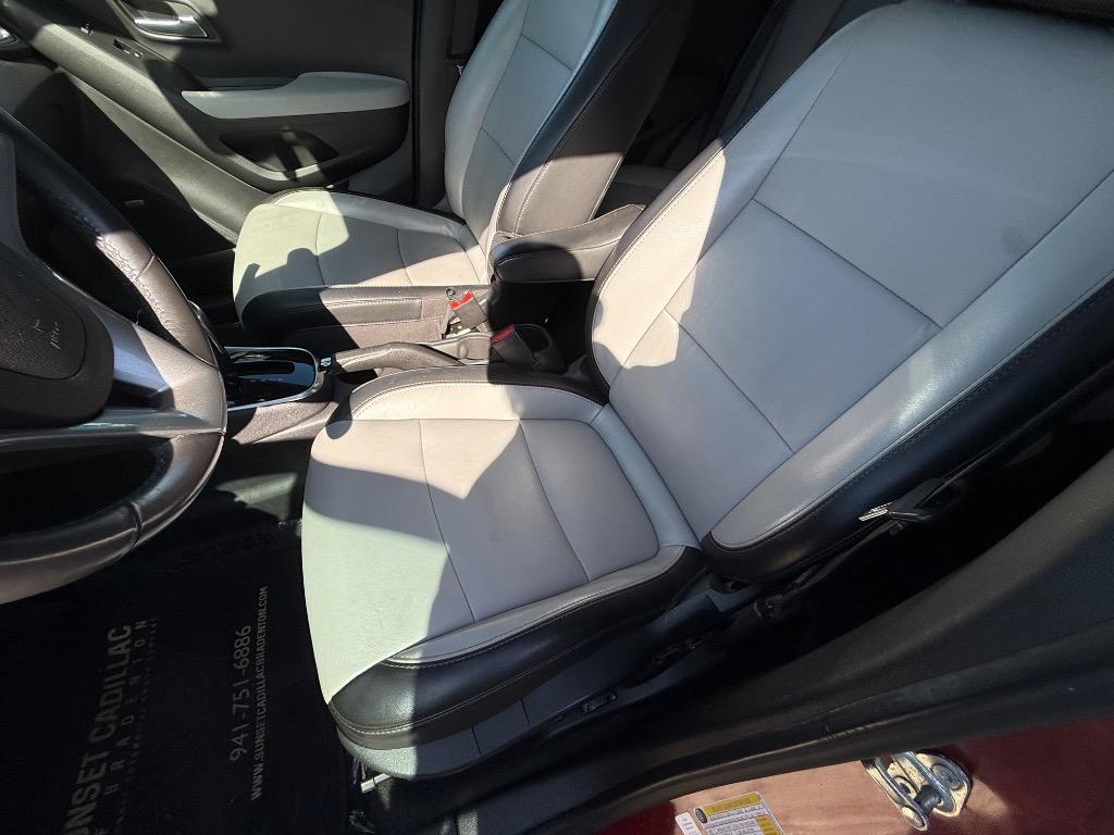 2020 Chevrolet Trax - $21,990