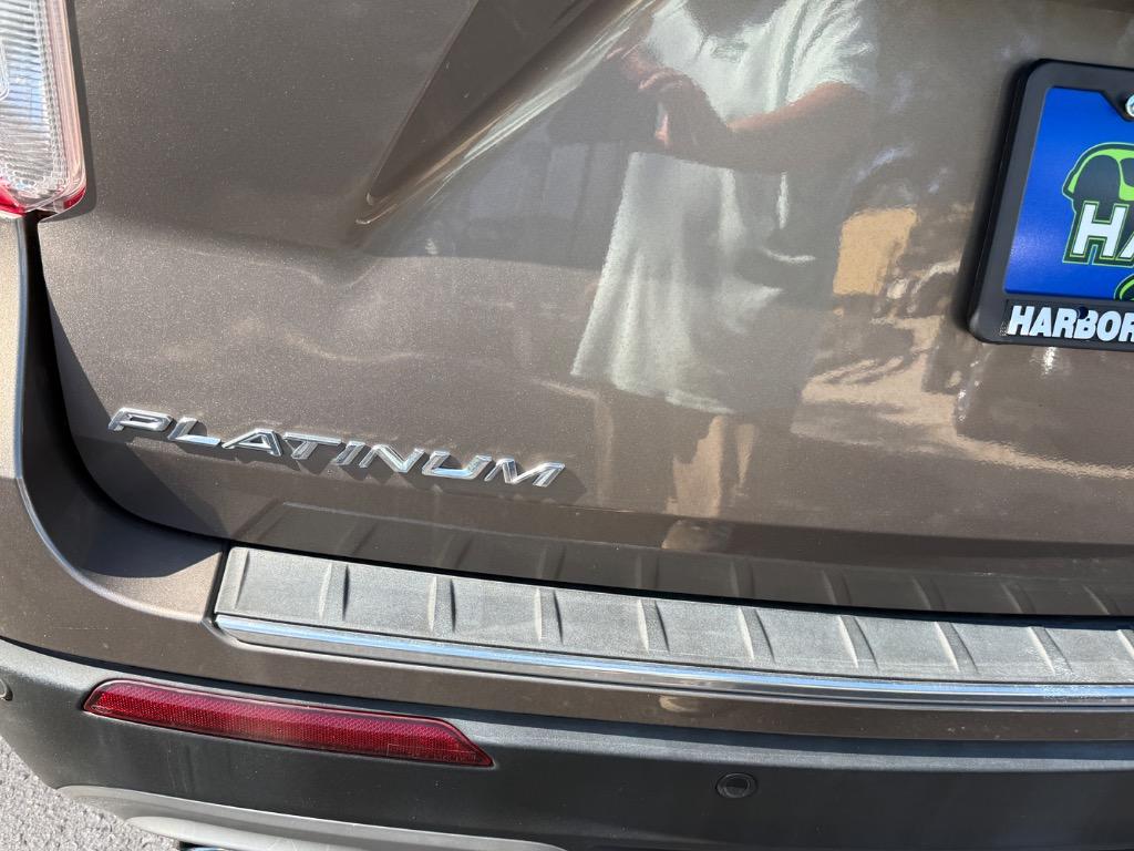 2021 Ford Explorer - $32,990