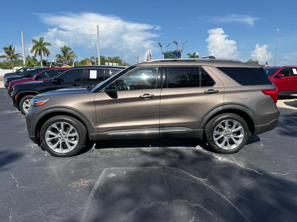 2021 Ford Explorer - $32,990