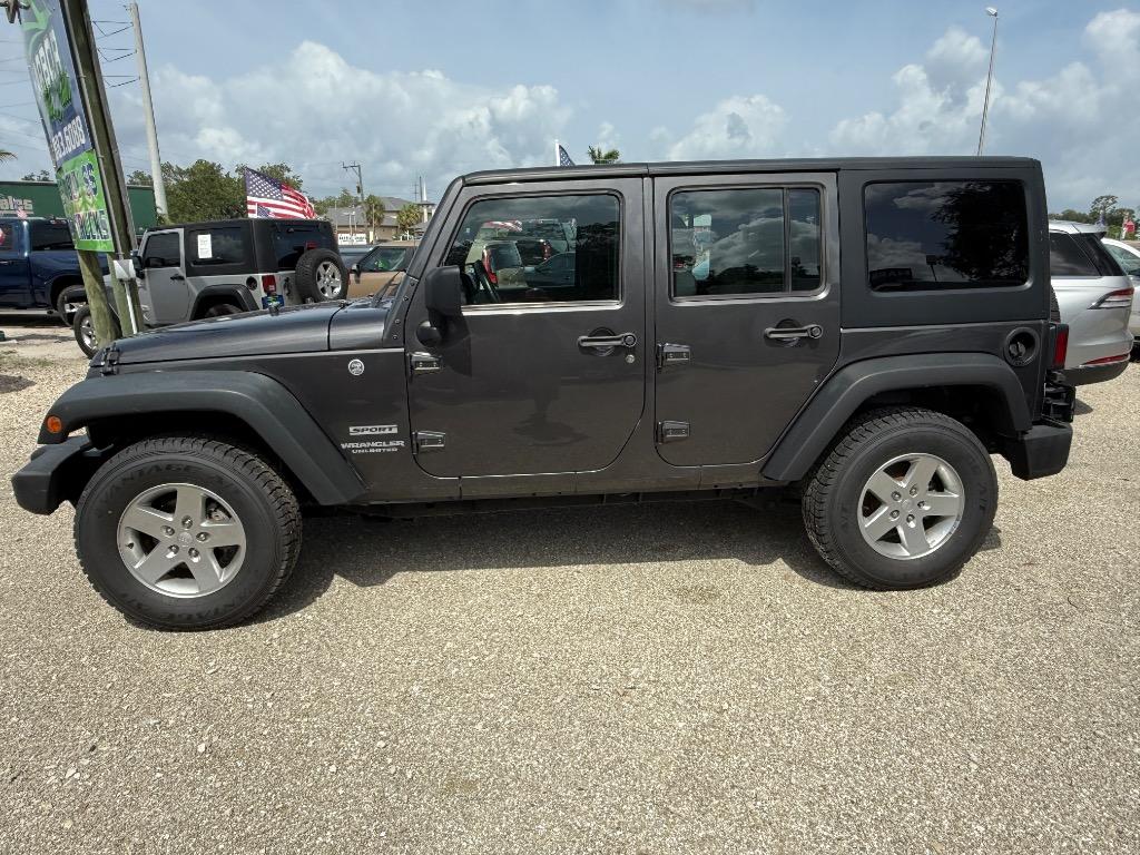 2017 Jeep Wrangler - $14,900