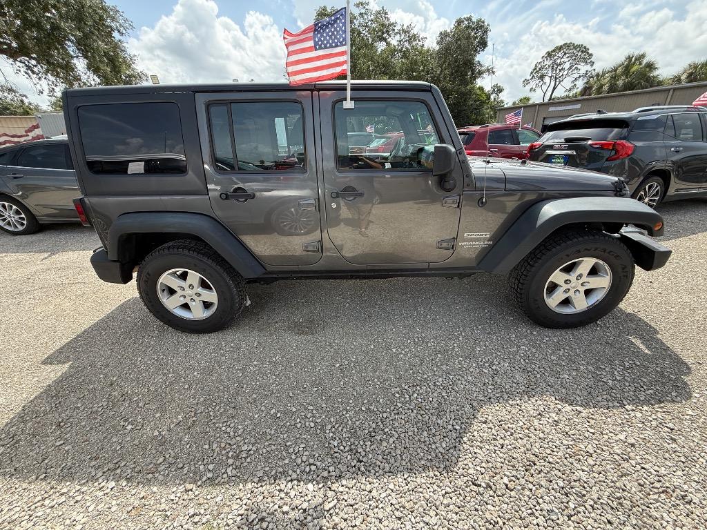 2017 Jeep Wrangler - $14,900