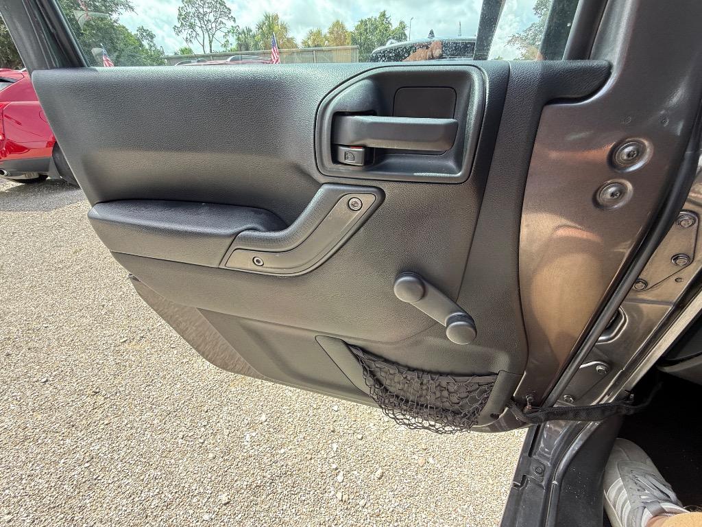 2017 Jeep Wrangler - $14,900