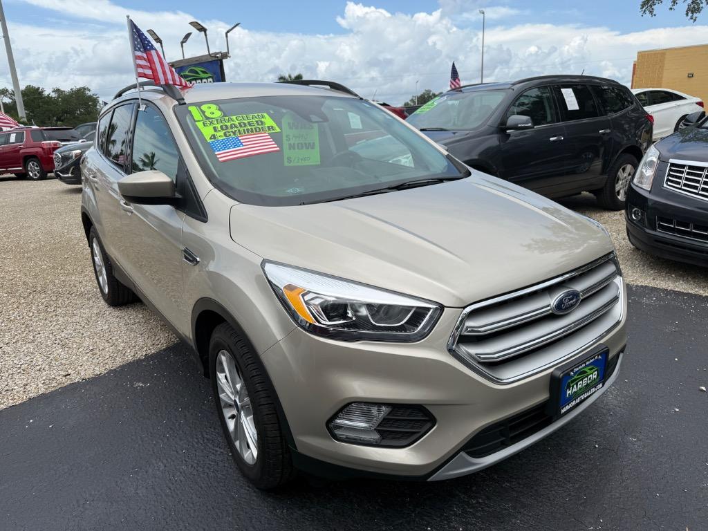 2018 Ford Escape - $15,990