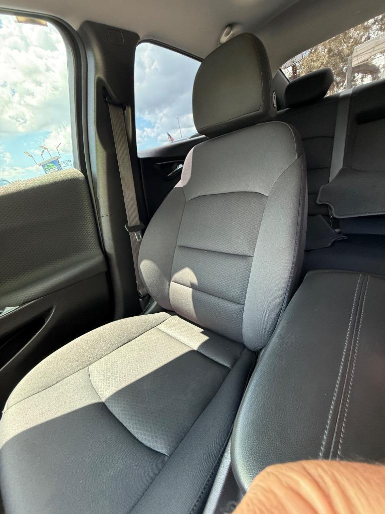 2023 Chevrolet Malibu - $20,990