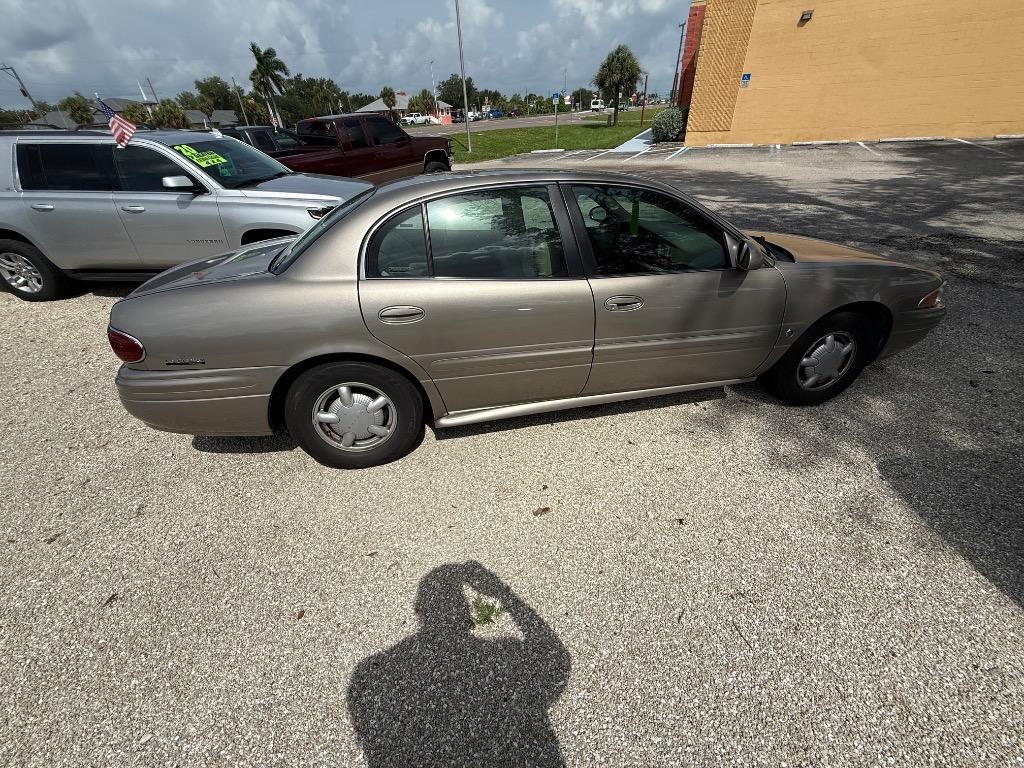 2000 Buick LeSabre - $8,400