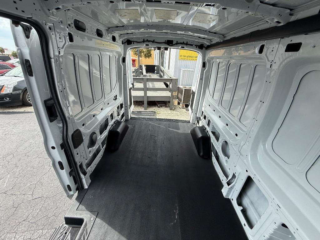 2023 Ford Transit - $31,500