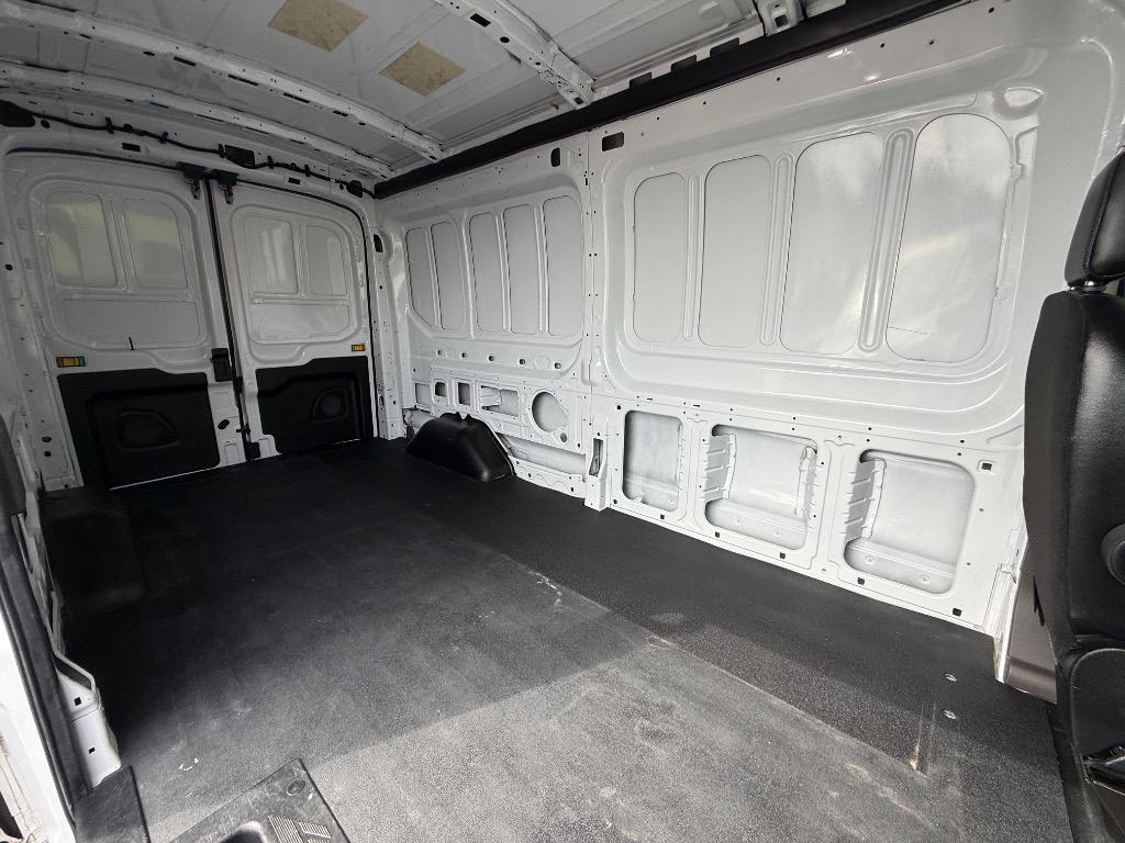 2023 Ford Transit - $31,500